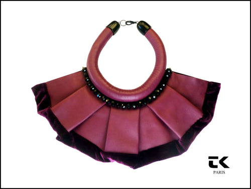 Collier THE PROM QUEEN / 299 €