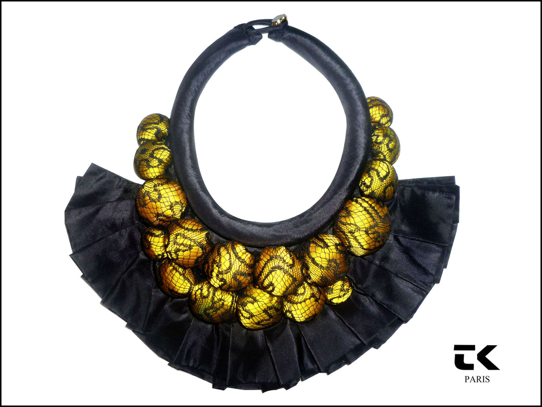 Collier TWONIGHT / 290 €